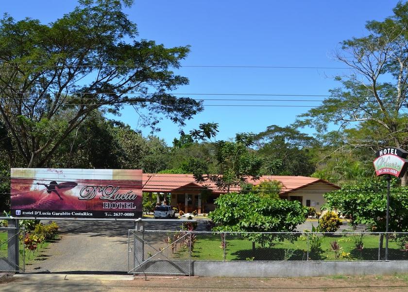 Puntarenas Province Tárcoles Exterior Detail