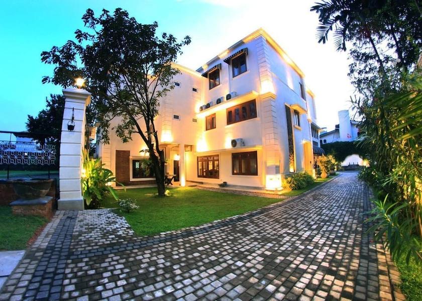 Western Province Kiribathgoda Exterior