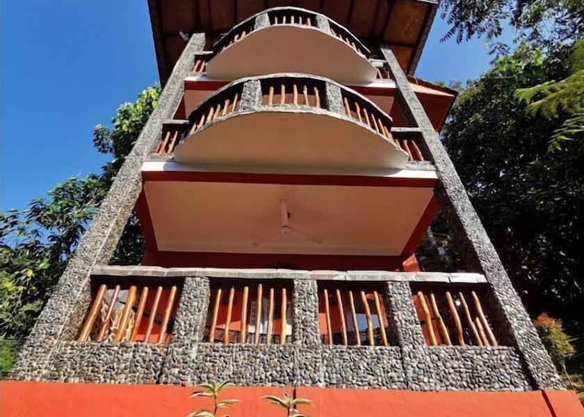  Bukit Lawang Exterior Detail