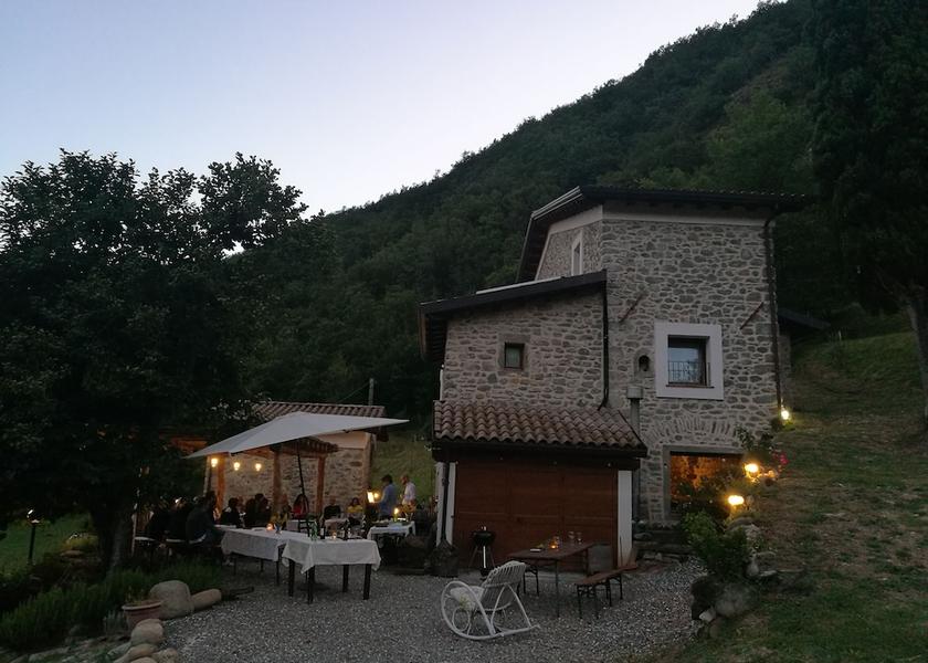 Tuscany Fivizzano Exterior Detail