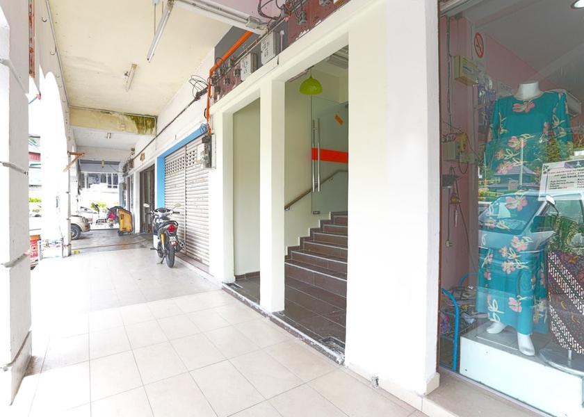 Selangor Kuala Selangor Property entrance