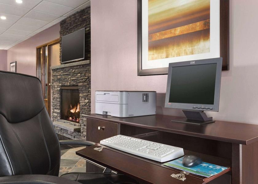 Saskatchewan Meadow Lake Business Centre