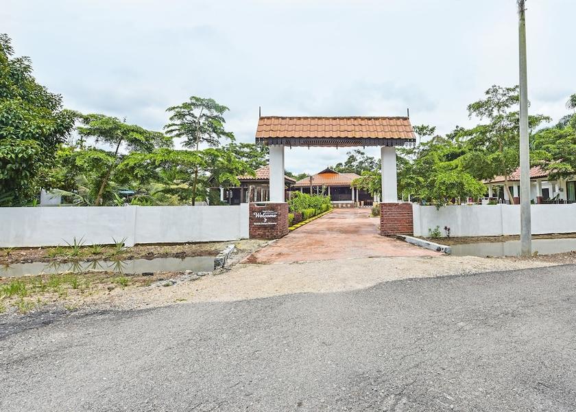 Johor Pontian Exterior Detail