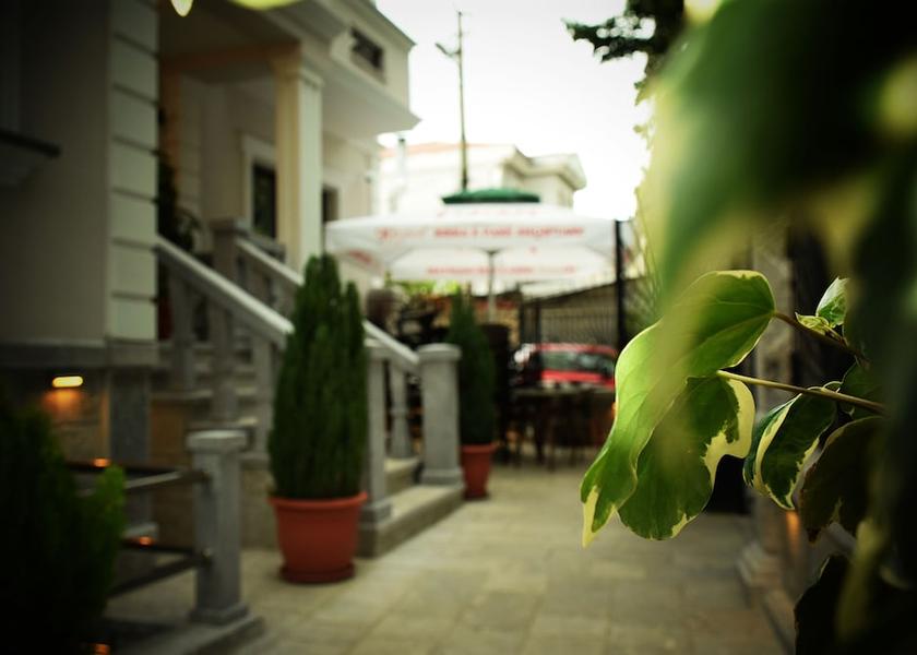  Korce Exterior Detail