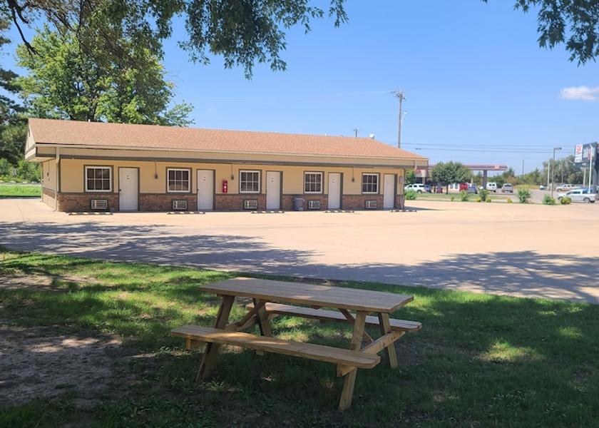 Oklahoma Enid Facade