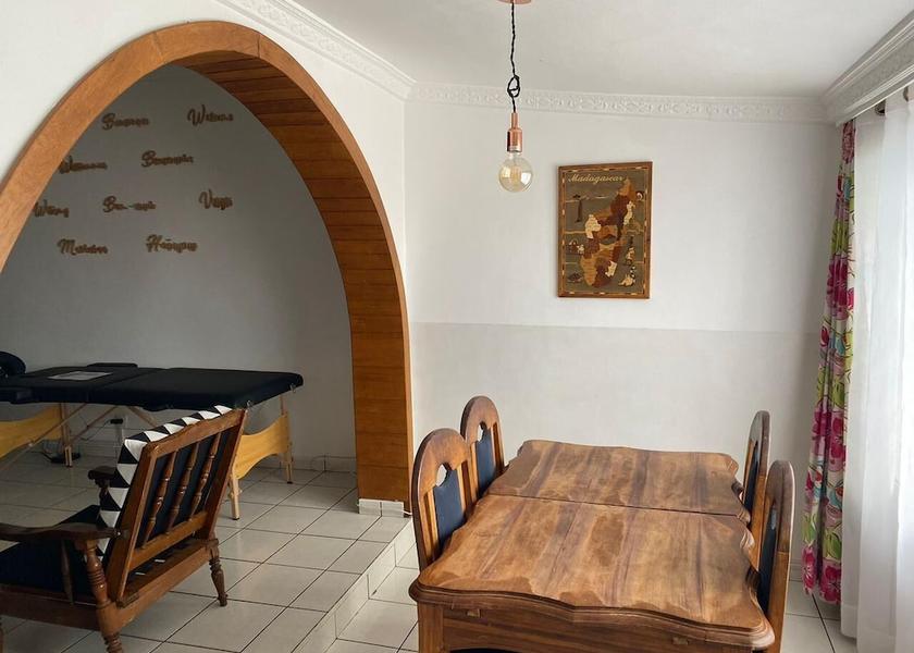  Antananarivo Restaurant