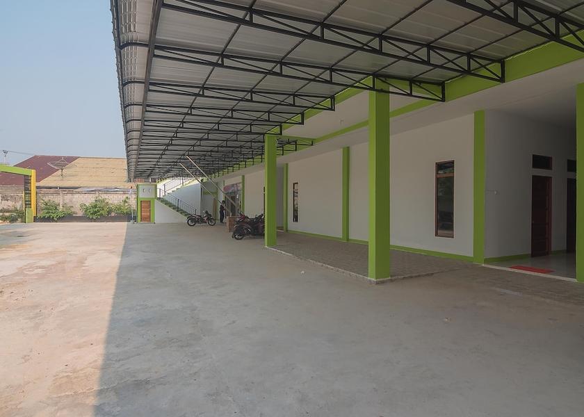  Singkawang Exterior Detail