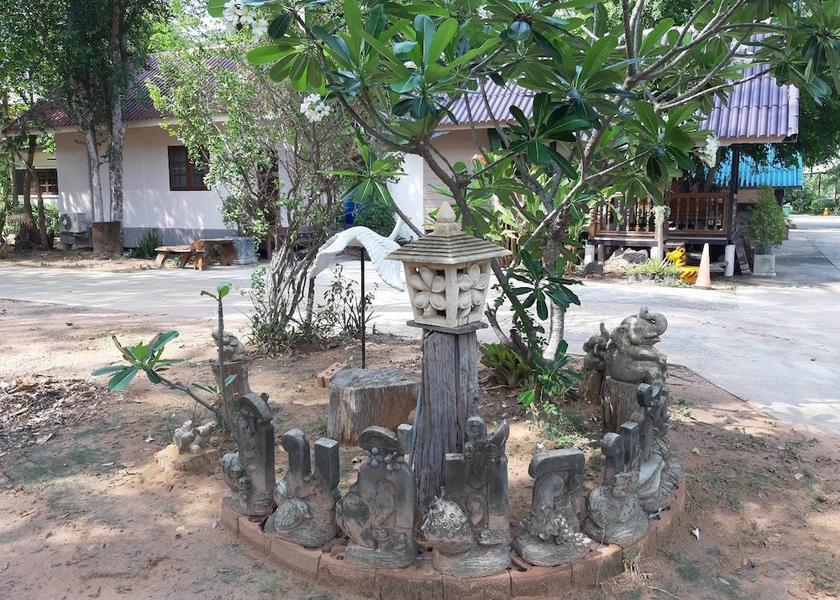 Roi Et Roi Et Exterior Detail