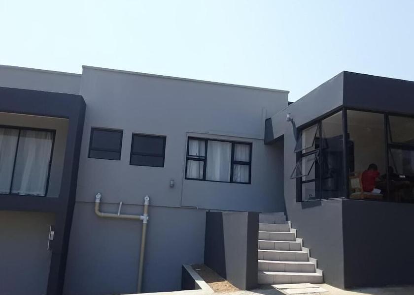  Manzini Facade