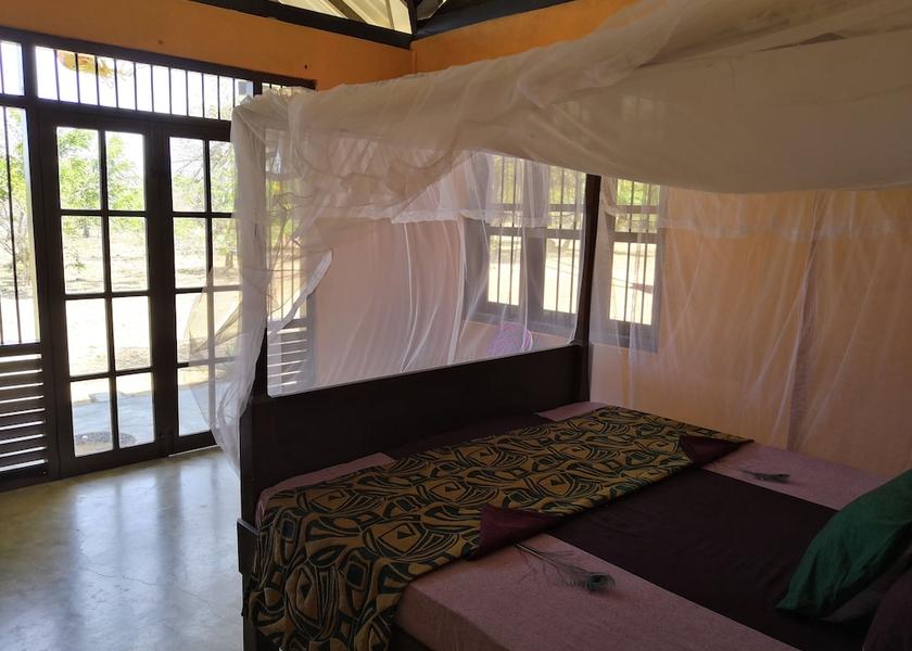 Hambantota District Tissamaharama Room