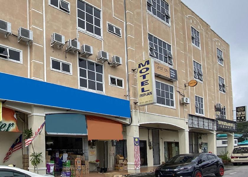 Perak Seri Manjung Exterior Detail