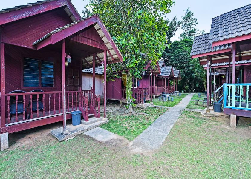 Pahang Kuala Tahan Exterior Detail