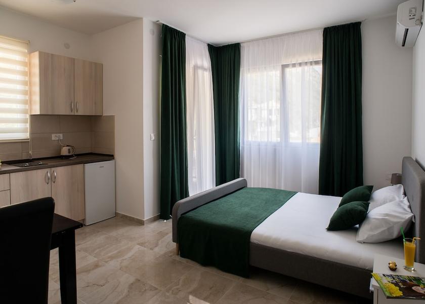  Igalo Room