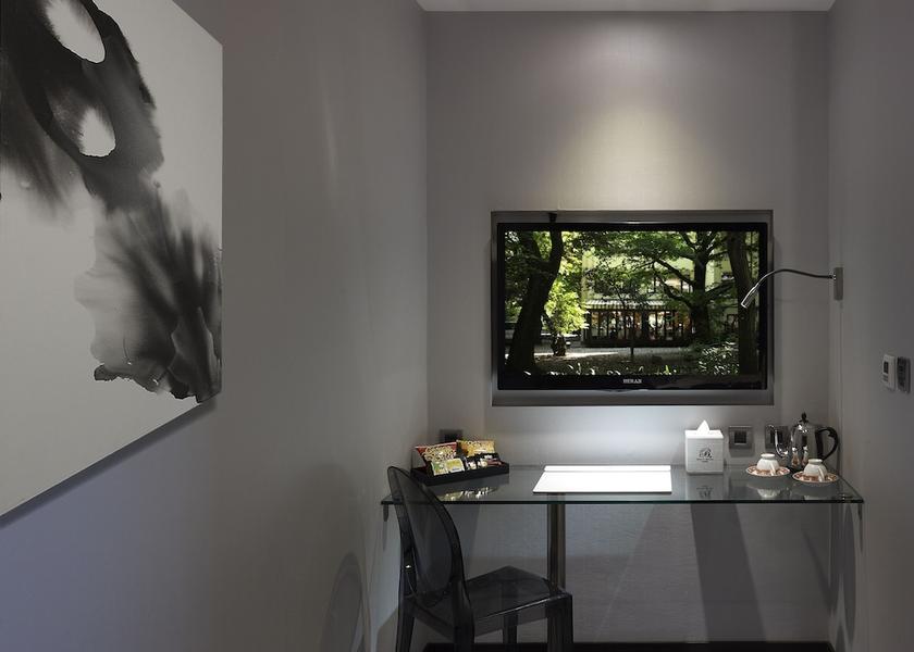  Taipei Room