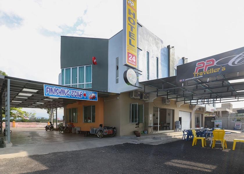 Kelantan Pasir Puteh Exterior Detail