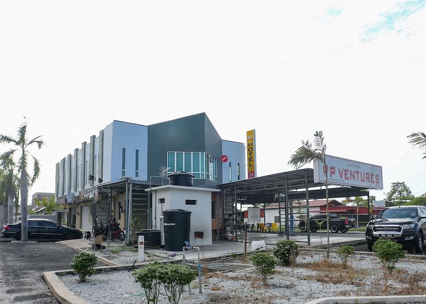 Kelantan Pasir Puteh Exterior Detail