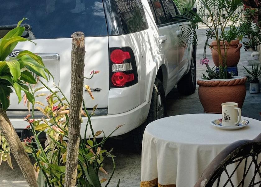 Santo Domingo Boca Chica Parking