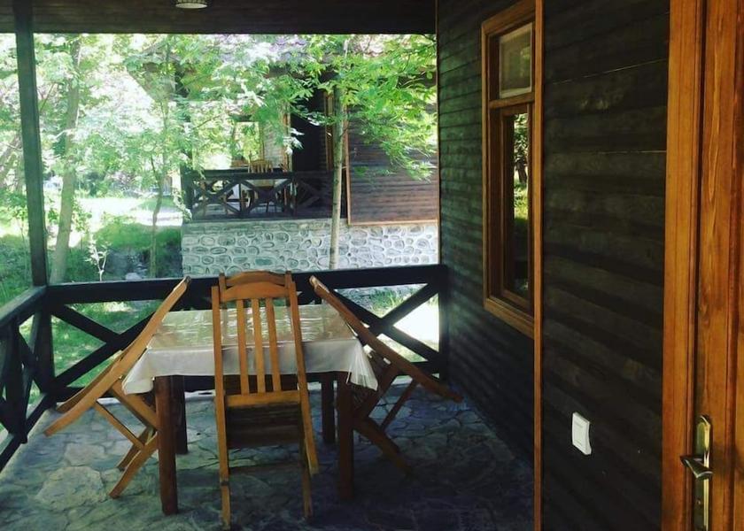  Sheki Porch