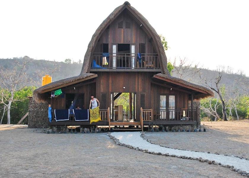  Gili Gede Exterior Detail