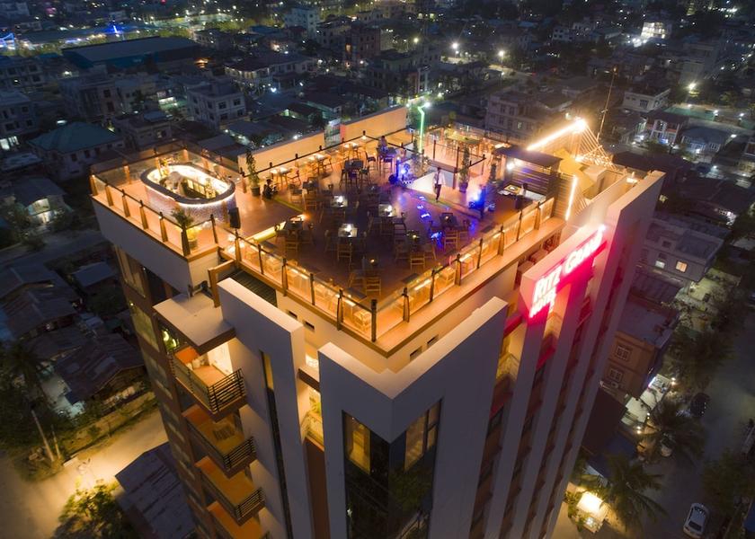 Mandalay Region Mandalay Outdoor Dining