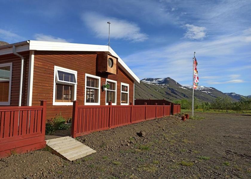 Northeast Region Bakki Porch