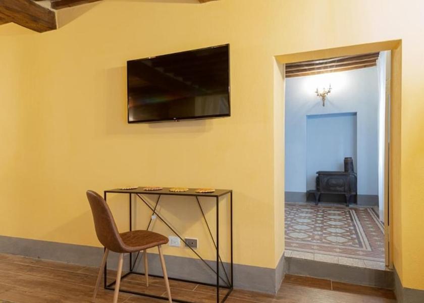 Tuscany Abbadia San Salvatore Interior Entrance