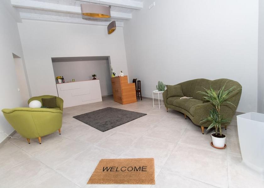 Calabria Polistena Reception