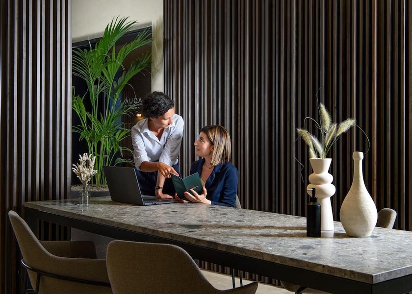 Piedmont Pettenasco Lobby