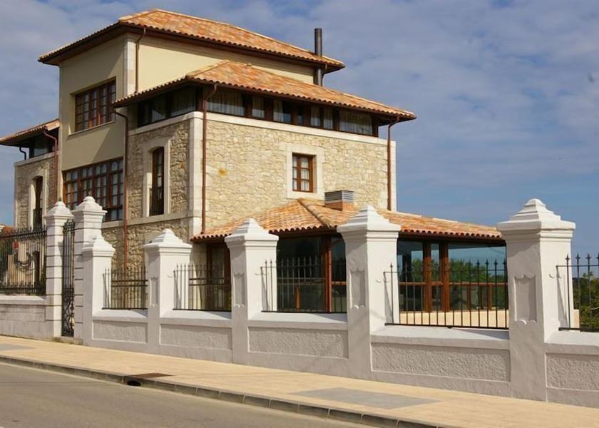 Asturias Ribadesella Exterior Detail