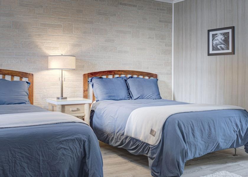 New York North Creek Room