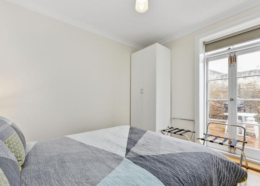 Tasmania Hobart Room