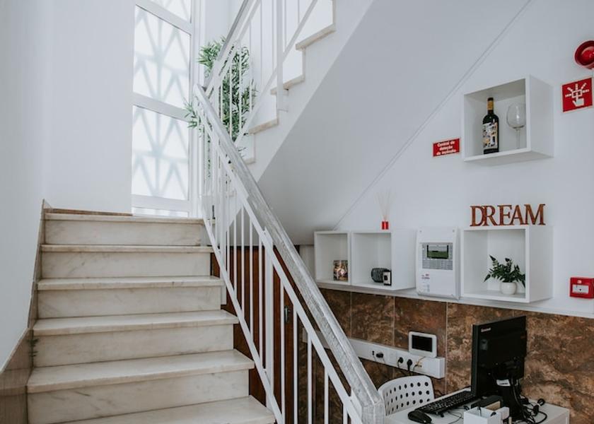 Faro Faro Staircase