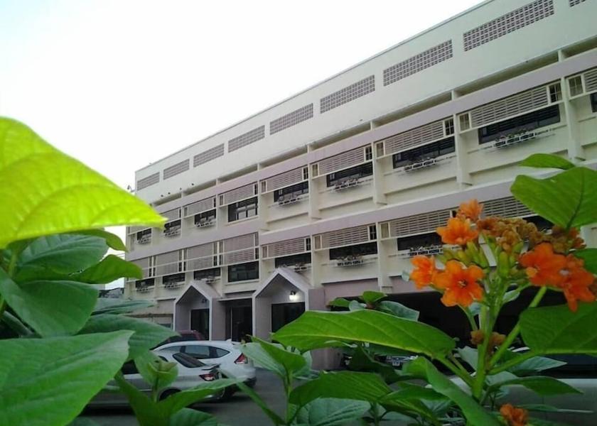 Nakhon Sawan Nakhon Sawan Exterior Detail