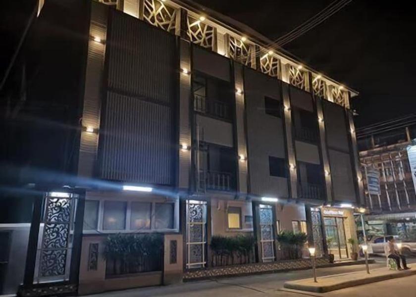 Nakhon Sawan Nakhon Sawan Exterior Detail