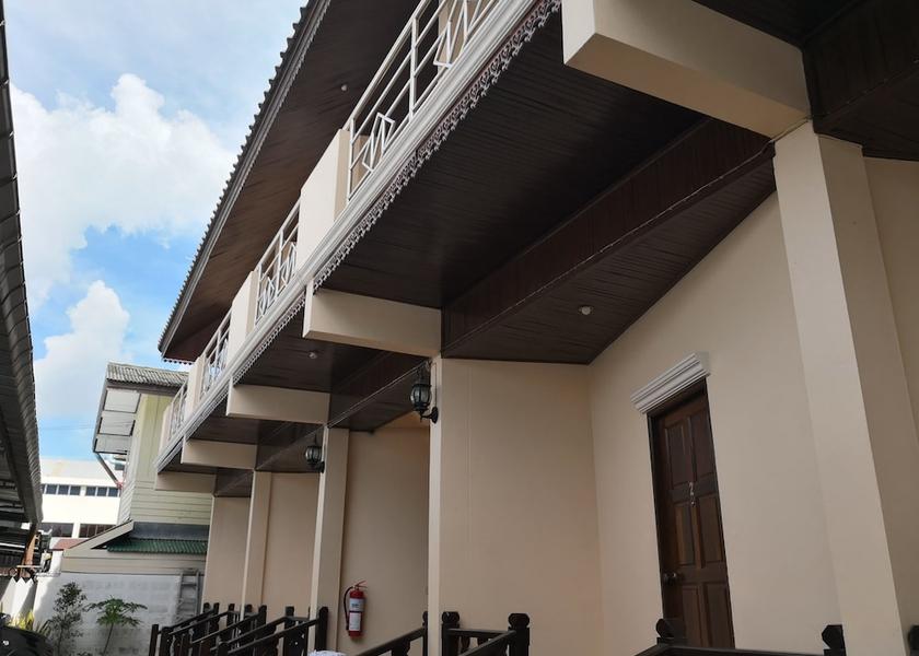 Buri Ram Nang Rong Exterior Detail