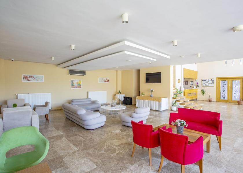 Bursa İznik Lobby sitting area