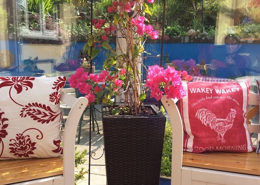 England Totnes Dining Area