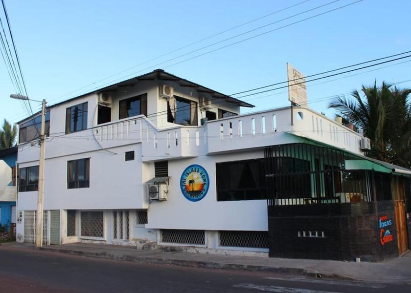 Galapagos Puerto Ayora Entrance