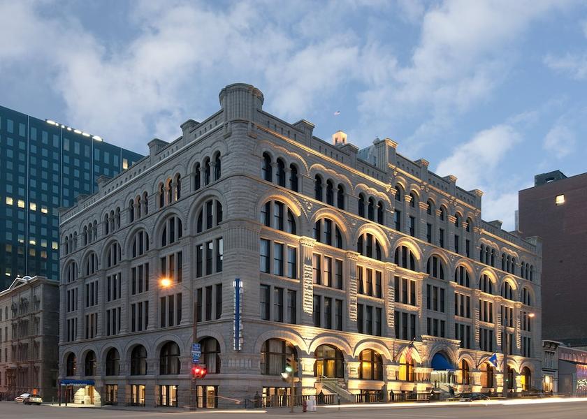 Wisconsin Milwaukee Exterior Detail