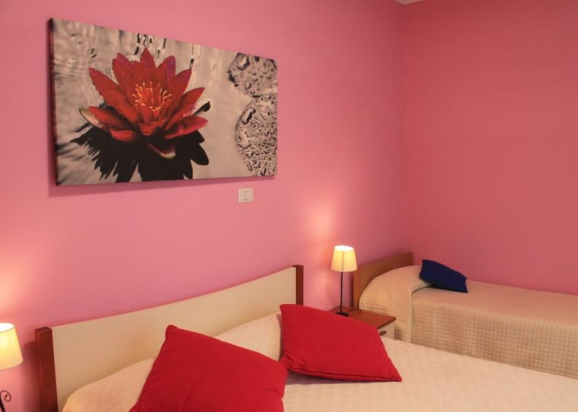 Lombardy Maccagno con Pino e Veddasca Room