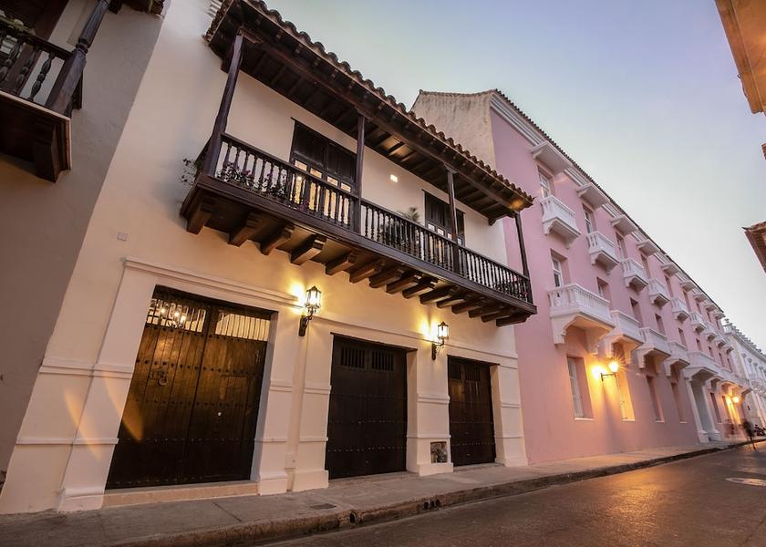 Bolivar Cartagena Facade