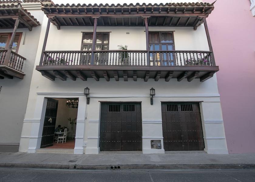 Bolivar Cartagena Facade
