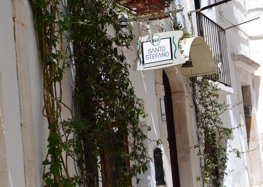 Puglia Putignano Exterior Detail