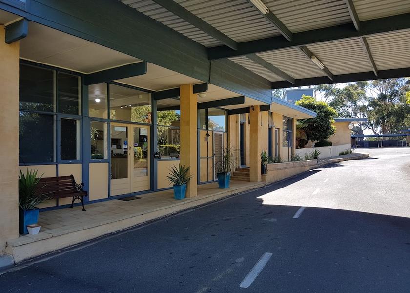 Victoria Traralgon Facade