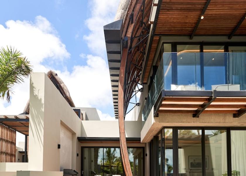 MU Grand Bay Terrace