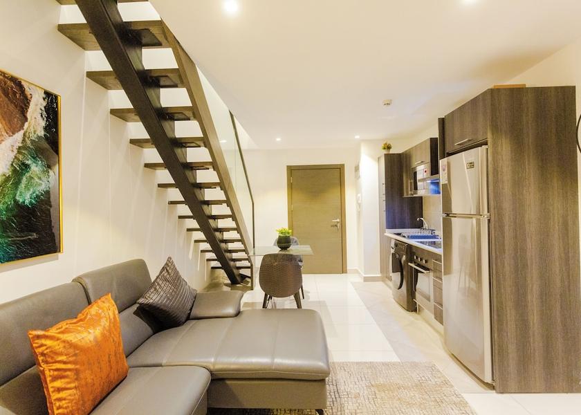  Accra Living area