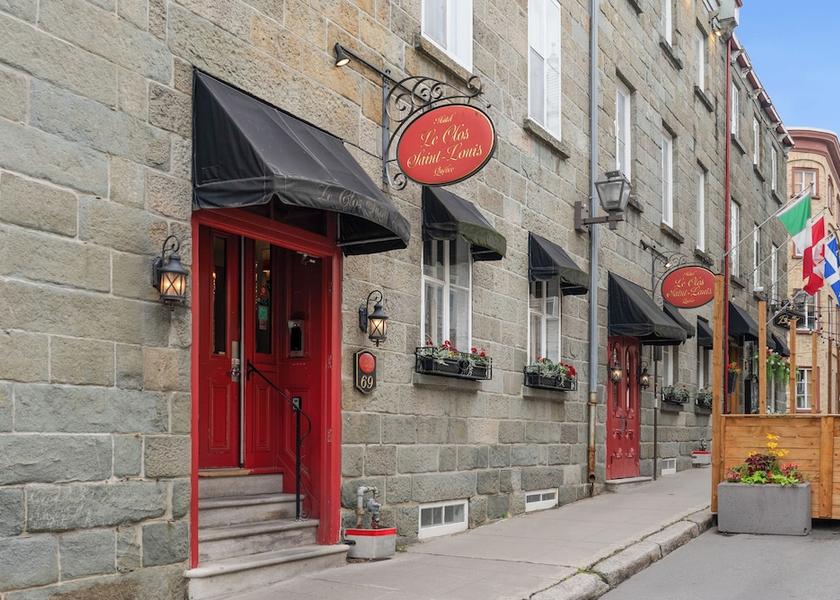 Quebec Québec City Front of property