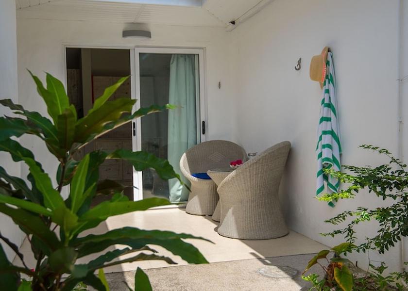  Mahé Island Courtyard View