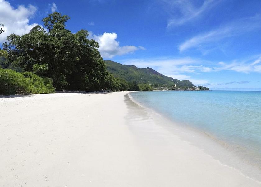  Mahé Island Beach