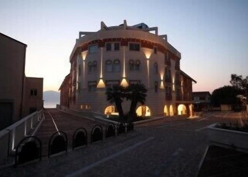 Calabria Reggio Di Calabria Exterior Detail